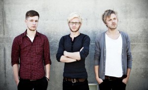 Lazy Sunday: Ewert and The Two Dragons – “(In The End) There’s Only Love” Lazy Sunday: Ewert and The Two Dragons – “(In The End) There’s Only Love”