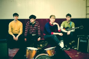 The Drums – Es wird wieder getanzt! Video zu “Down By The Water” The Drums – Es wird wieder getanzt! Video zu “Down By The Water”